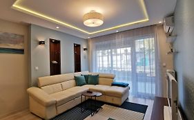 Luna Apartment